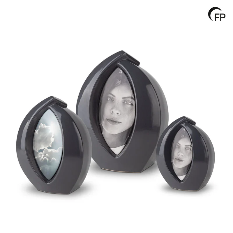 Urna in ceramica Forever Framed grigio scuro con foto personalizzata